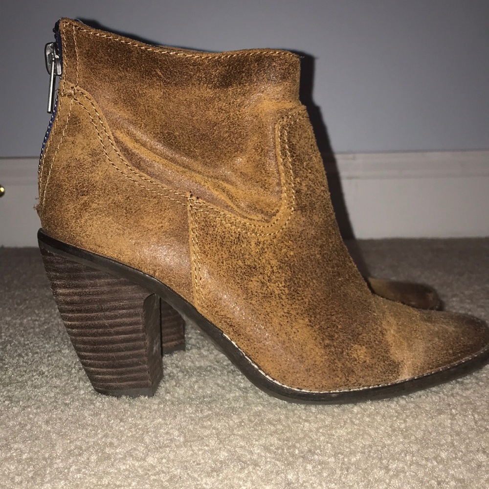 Dolce vita booties